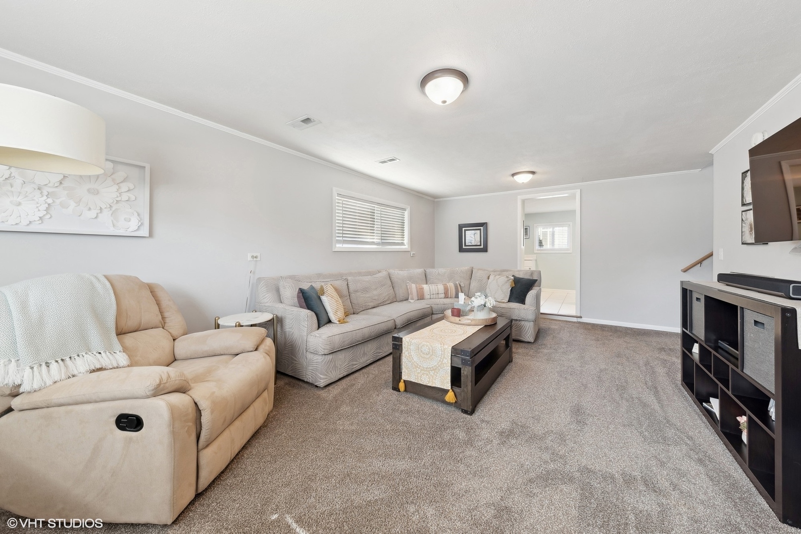 210 West Helen Road Palatine, IL 60067 - Photo 9 of 13 Gallery Image 9