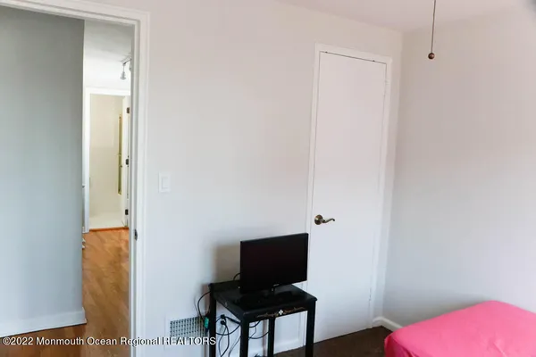 a view of room with a workspace