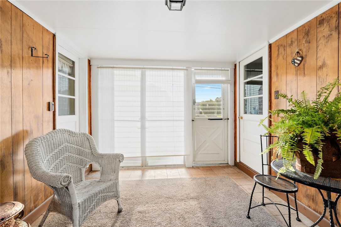 41 Halsey Road Woonsocket, RI 02895 - Photo 10 of 27