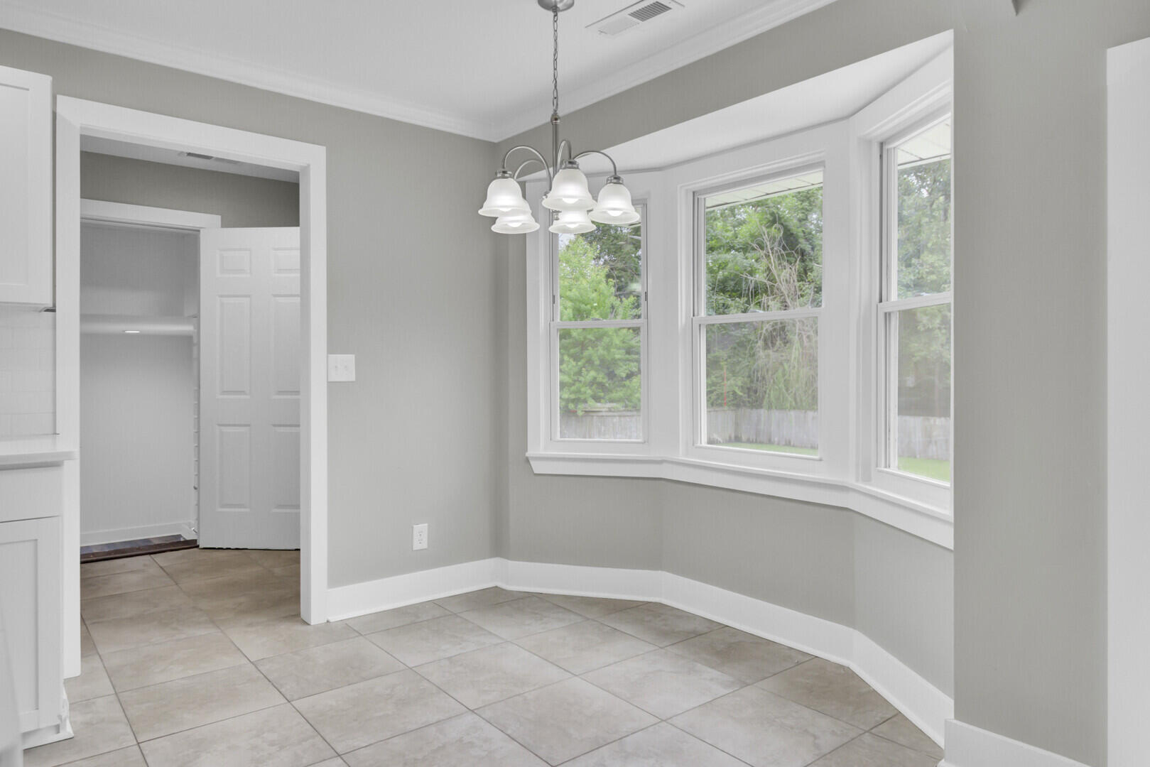 1012 Red Pines Road Ladson, SC 29456 - Photo 13 of 55 16 (3)