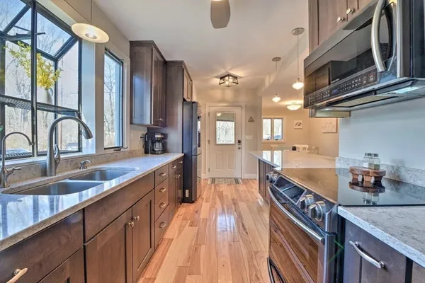 $450,000 | 28 Fuller Avenue, Lancaster, MA 01523
