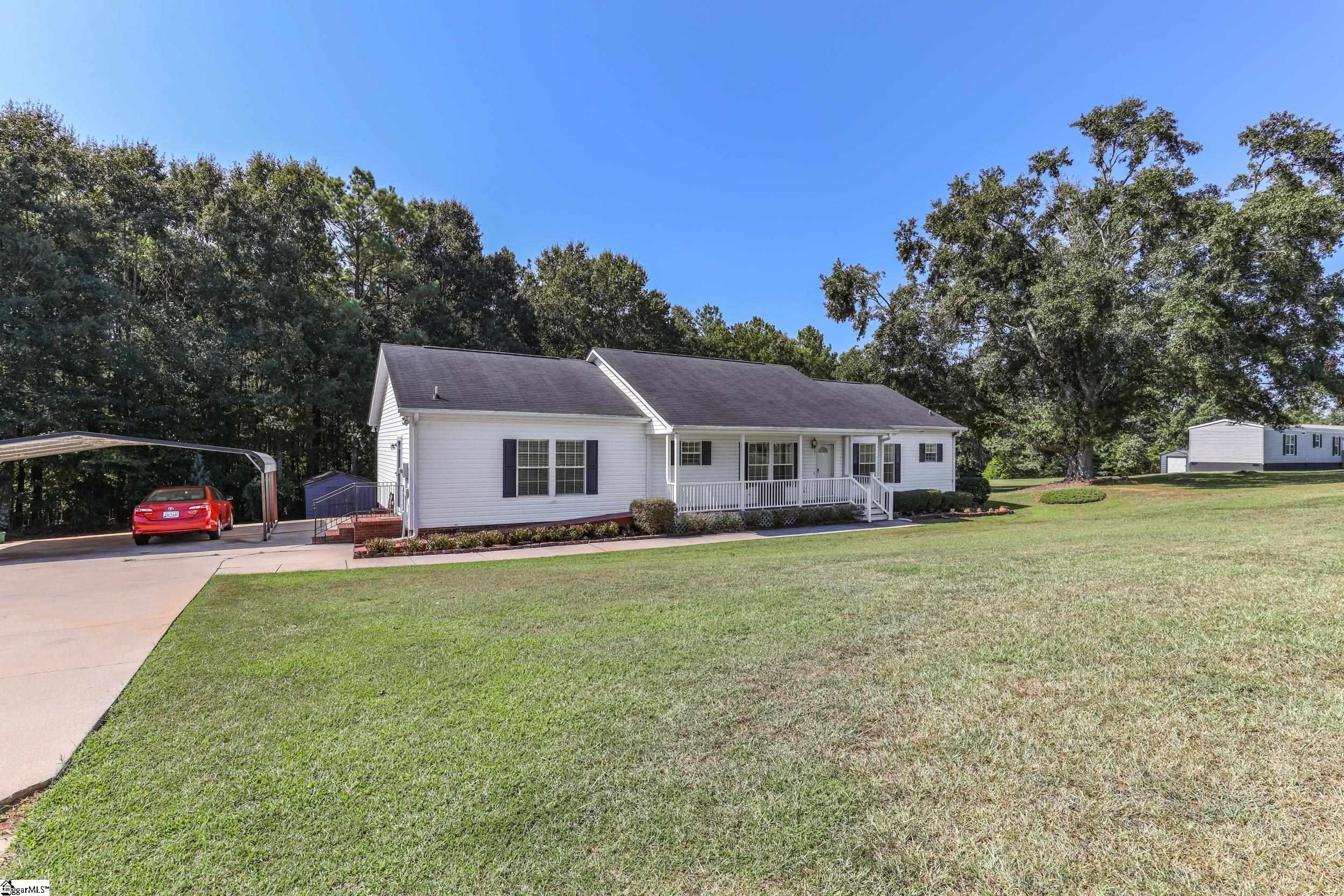 778 Belle Shoals Road Pickens, SC 29671 - Photo 3 of 39 Gallery Image 3