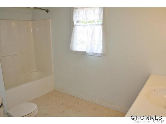 559 Gilmer Edwards Road Rutherfordton, NC 28139 - Photo 10 of 24 Gallery Image 10