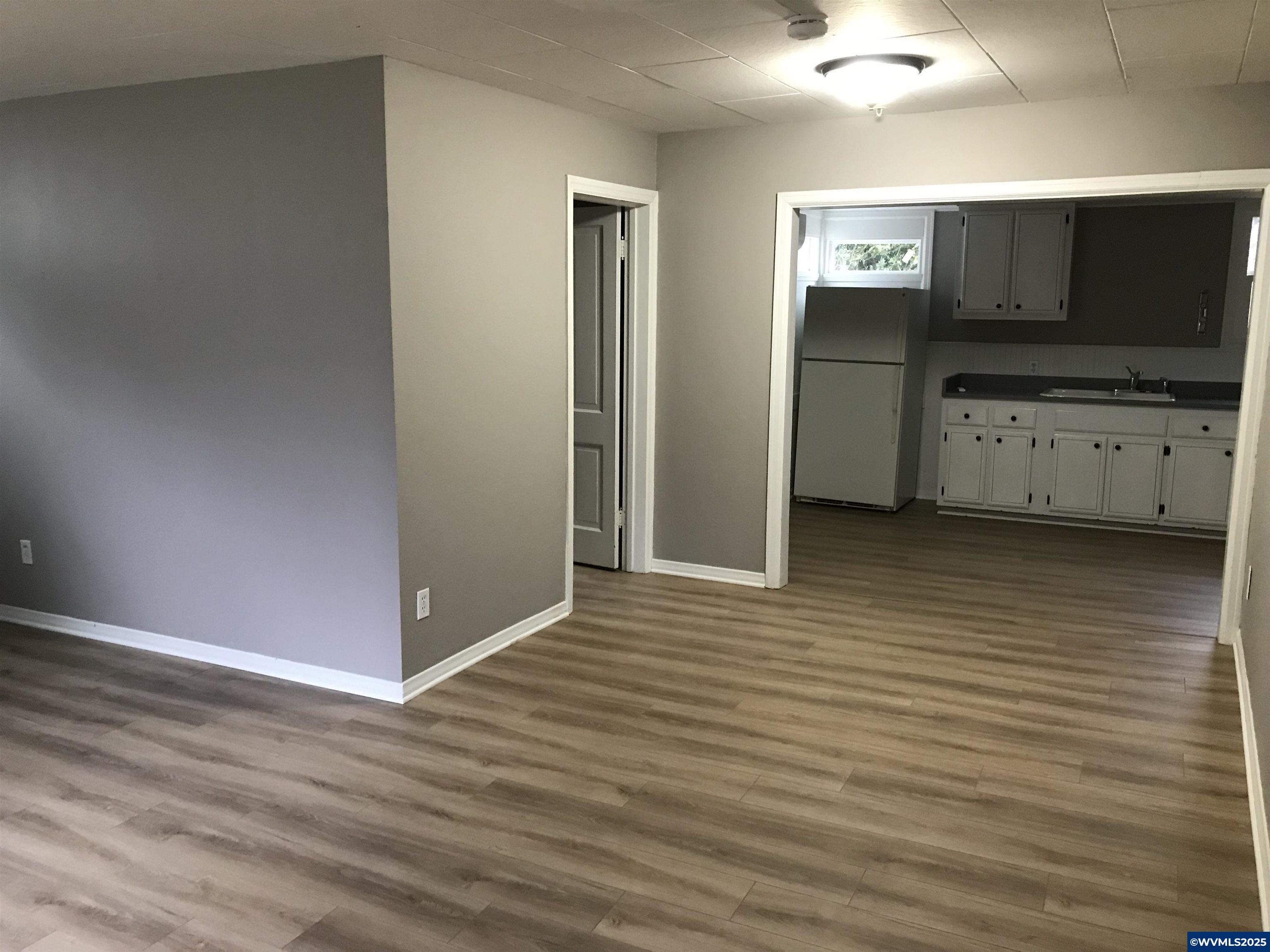 412 West Main Street Silverton, OR 97381 - Photo 10 of 37