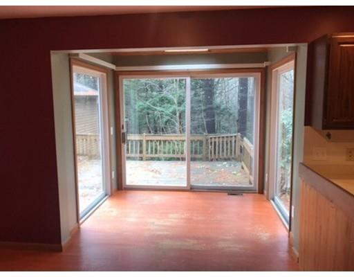 218 Podunk Road Sturbridge, MA 01566 - Photo 8 of 23