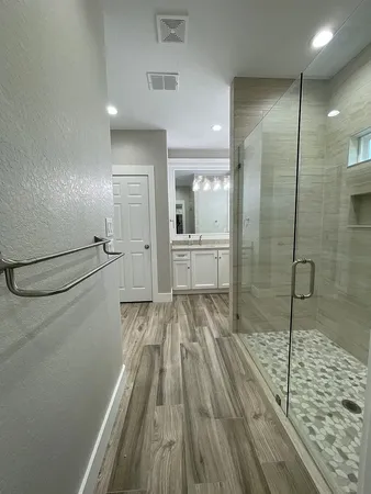 $2,495 | 720 Canyon Cir Drive, Canyon Lake, TX 78133