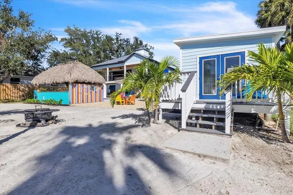$899,000 | 9470 Colony Drive, North Fort Myers, FL 33917
