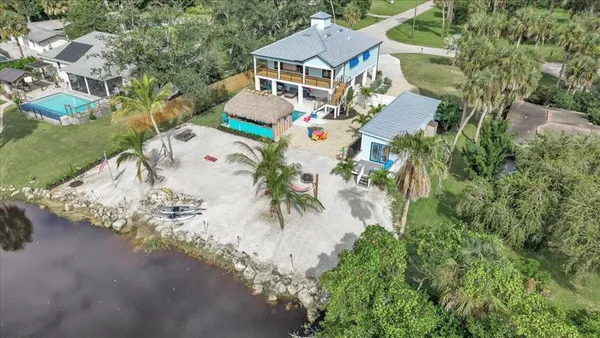 $899,000 | 9470 Colony Drive, North Fort Myers, FL 33917