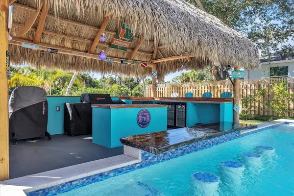 $899,000 | 9470 Colony Drive, North Fort Myers, FL 33917