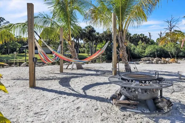 $899,000 | 9470 Colony Drive, North Fort Myers, FL 33917