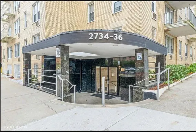 $249,999 | 2736 Independence Avenue, Unit 4C | Spuyten Duyvil