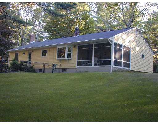 15 Carr Road Duxbury, MA 02332 - Photo 3 of 12 Gallery Image 3