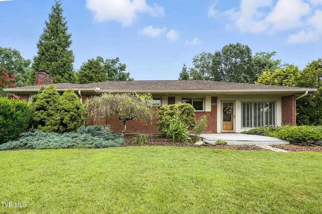 $309,000 | 250 Pace Drive, Bristol, VA 24201