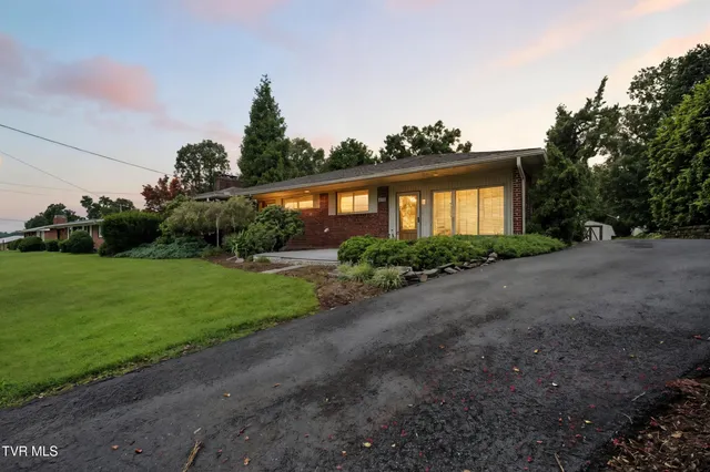 $309,000 | 250 Pace Drive, Bristol, VA 24201