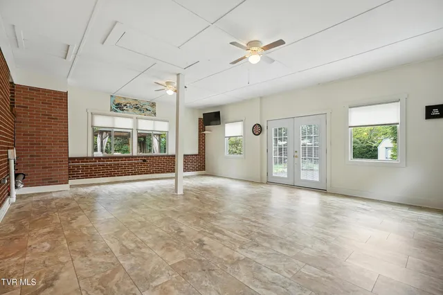 $309,000 | 250 Pace Drive, Bristol, VA 24201