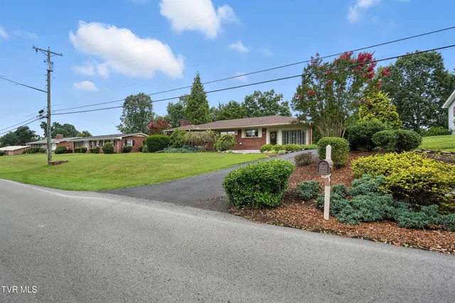 $309,000 | 250 Pace Drive, Bristol, VA 24201