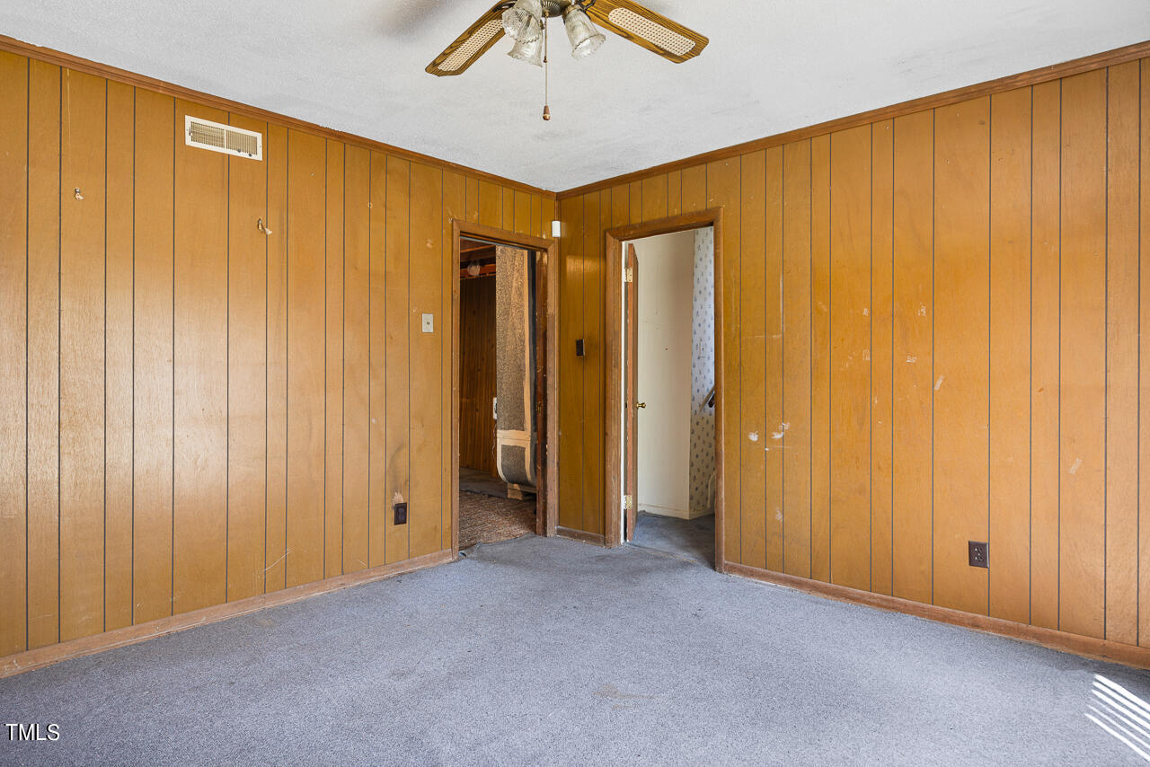 3105 Berry Court Raleigh, NC 27610 - Photo 3 of 28 3105-berry-interiors-8