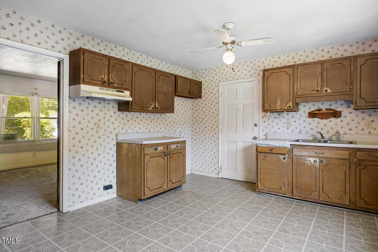 3105 Berry Court Raleigh, NC 27610 - Photo 6 of 28 3105-berry-interiors-5