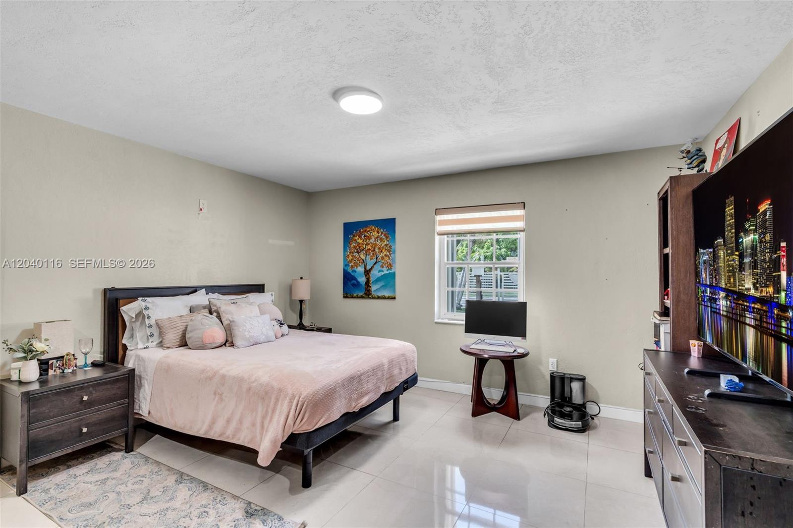 302 Northwest 100th Street Miami, FL 33150 - Photo 18 of 46