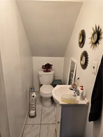 $300,000 | 20 Pennsylvania Avenue, Providence, RI 02905