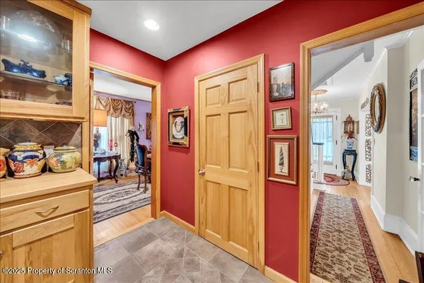 $350,000 | 425 Lake Avenue, Montrose, PA 18801