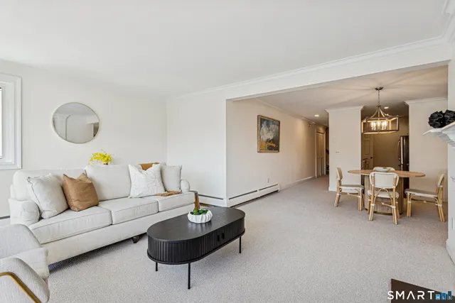 $629,000 | 105 Harbor Drive, Unit 120, Stamford, CT 06902