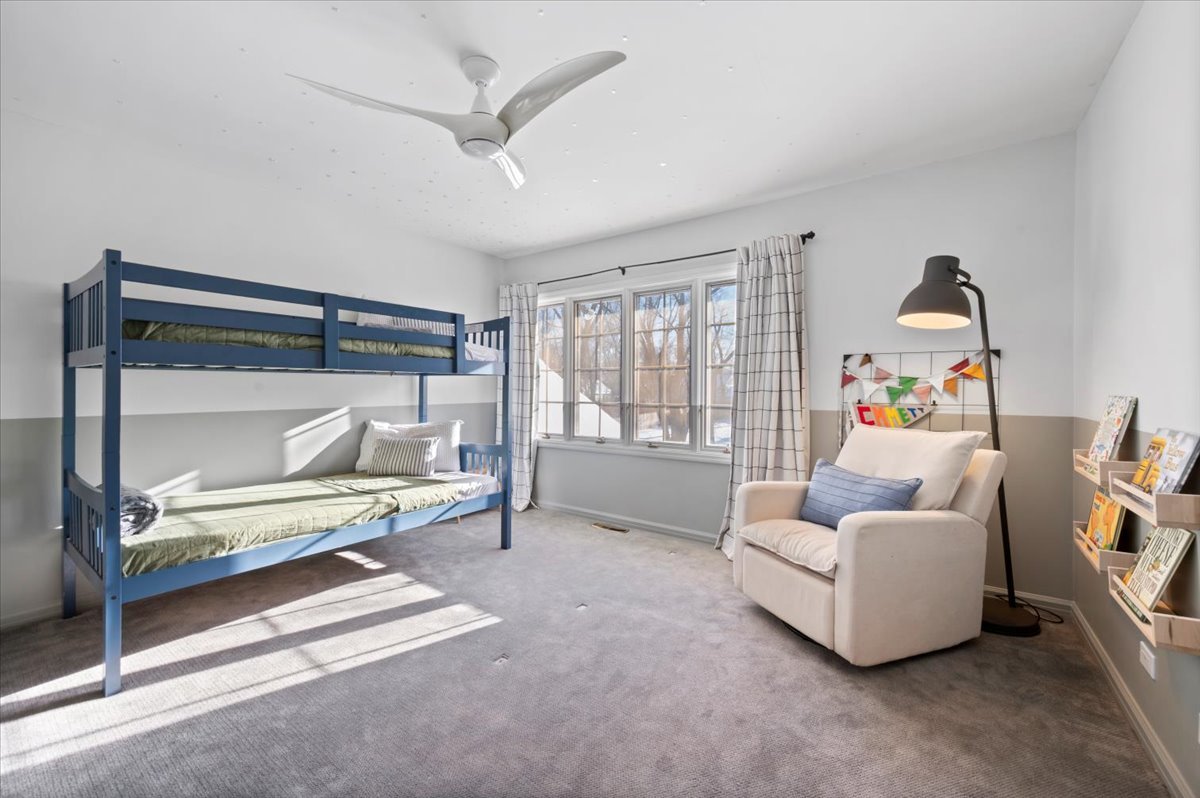 1831 Farm Road Lake Forest, IL 60045 - Photo 19 of 29