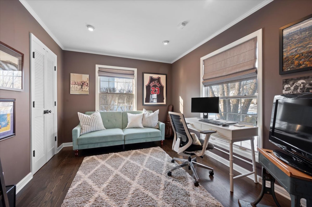 1831 Farm Road Lake Forest, IL 60045 - Photo 21 of 29