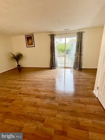 a view of a tennis court