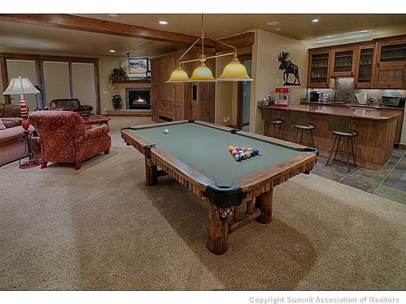 2550 Hunter's Knob Road Silverthorne, CO 80498 - Photo 9 of 25 Den/Family/Great Room.