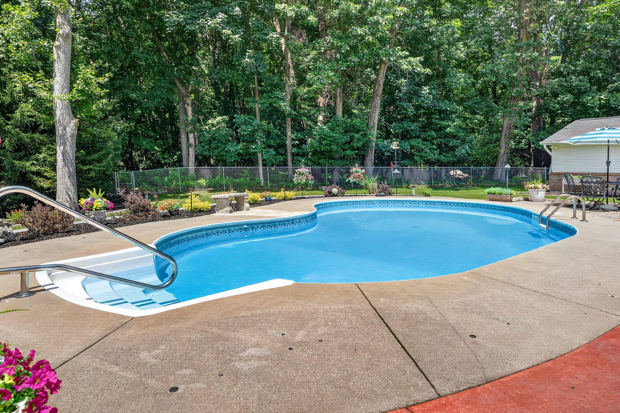 351 West Ridge Circle Kalamazoo, MI 49009 - Photo 51 of 74 54-WM351wridge-66