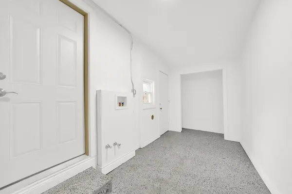 $345,000 | 14222 Long Avenue, Midlothian, IL 60445