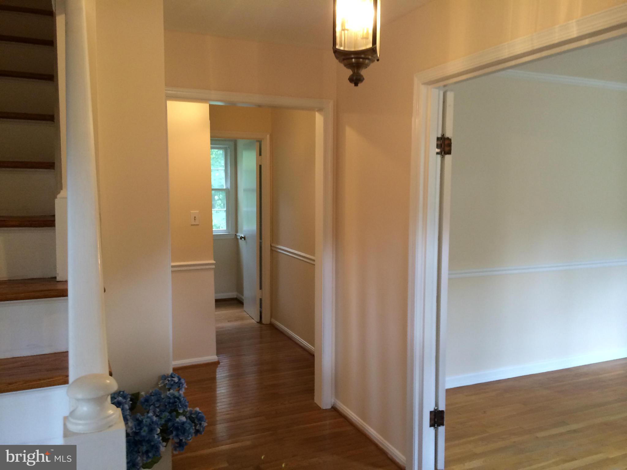 5218 Lighthorne Road Burke, VA 22015 - Photo 8 of 21 Interior (General)