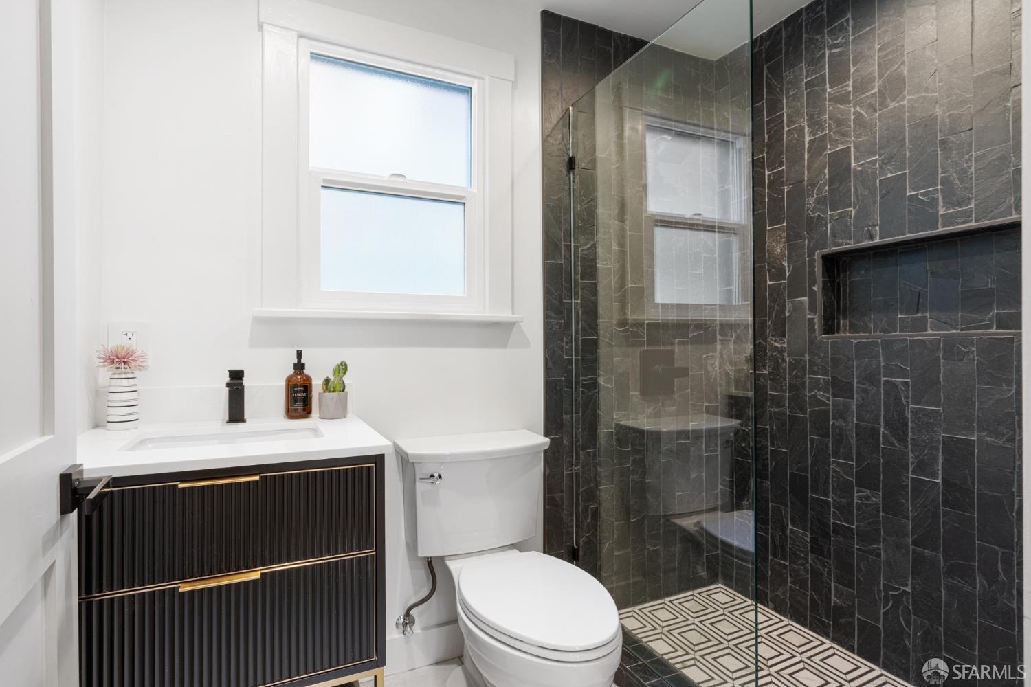 2533 Grant Street Berkeley, CA 94703 - Photo 19 of 28