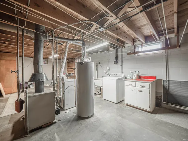 $290,000 | 6617 West Mill Road, Evansville, IN 47720