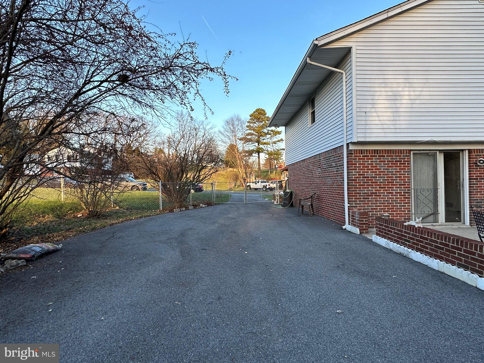 9813 Plowline Road Randallstown, MD 21133 - Photo 6 of 53 Gallery Image 6