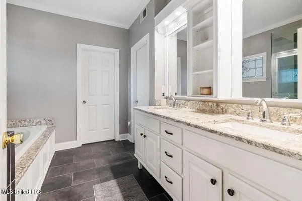 $465,200 | 2535 Appleton Drive, Southaven, MS 38672