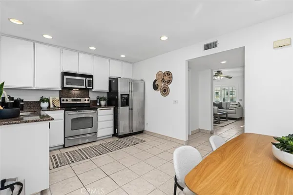 $629,900 | 245 North North Singingwood Street, Unit 14, Orange, CA 92869