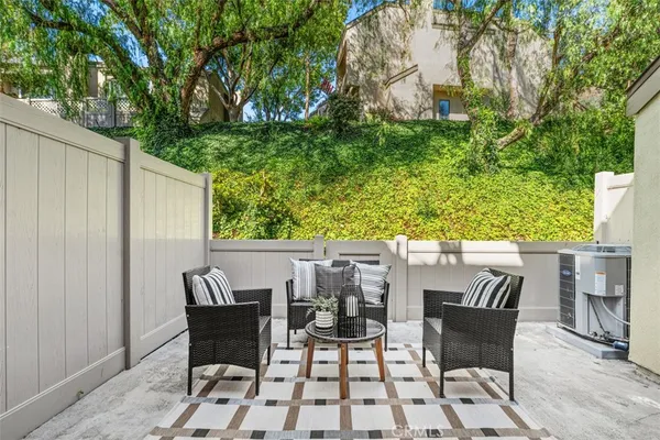 $629,900 | 245 North North Singingwood Street, Unit 14, Orange, CA 92869