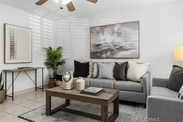 $629,900 | 245 North North Singingwood Street, Unit 14, Orange, CA 92869