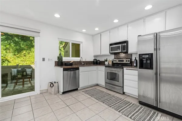 $629,900 | 245 North North Singingwood Street, Unit 14, Orange, CA 92869