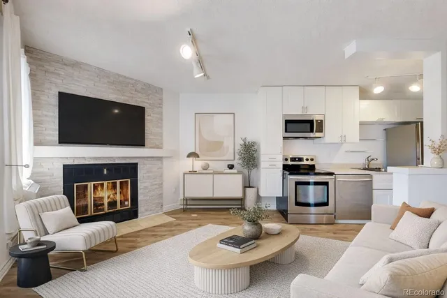 $1,795 | 1934 18th Street, Unit 8, Boulder, CO 80302