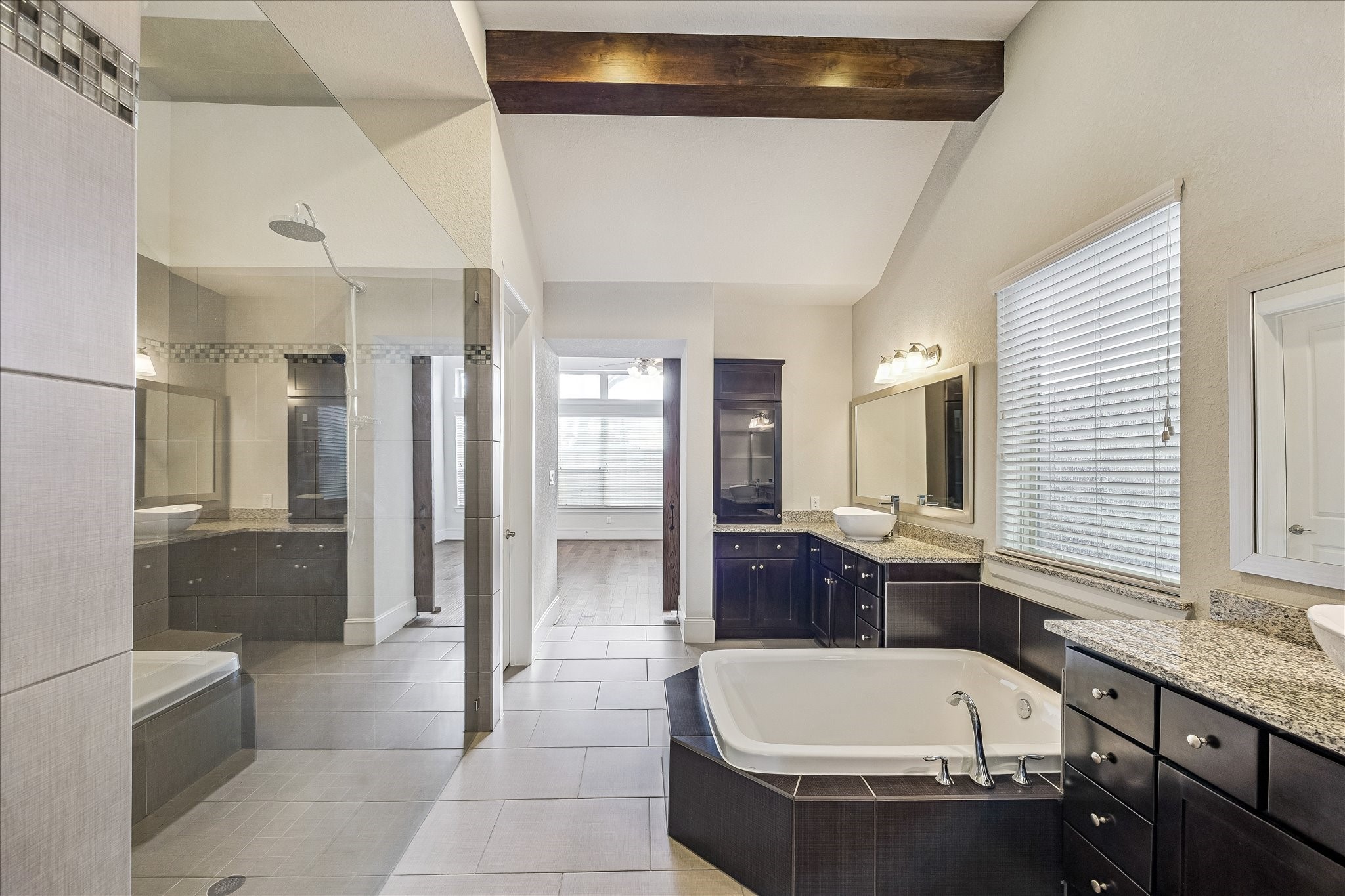 1607 Pinot Circle Houston, TX 77055 - Photo 20 of 43