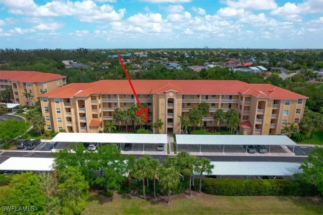 $269,900 | 8251 Pathfinder Loop, Unit 615, Fort Myers, FL 33919