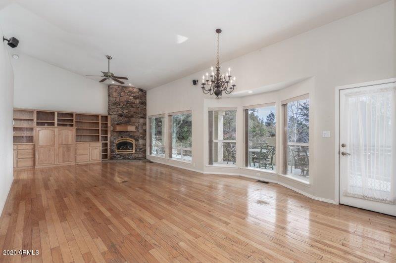 202 North Trailwood Road Payson, AZ 85541 - Photo 1 of 36 Living Room (1)