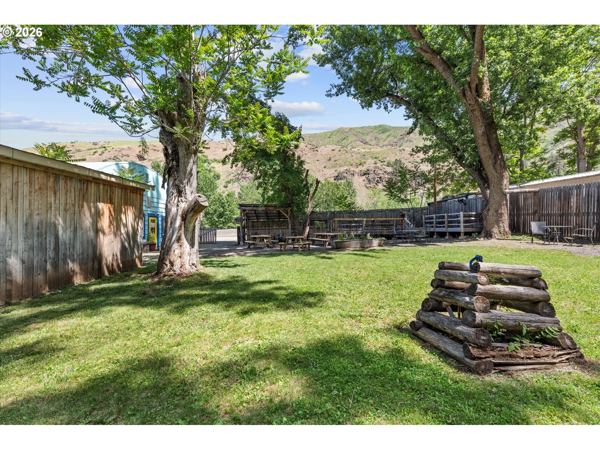 53945 Highway 86 Halfway, OR 97834 - Photo 27 of 48 a garden view with a seating space
