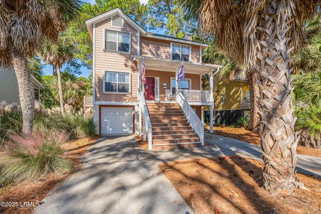 $648,952 | 610 Porpoise Circle, St. Helena Island, SC 29920