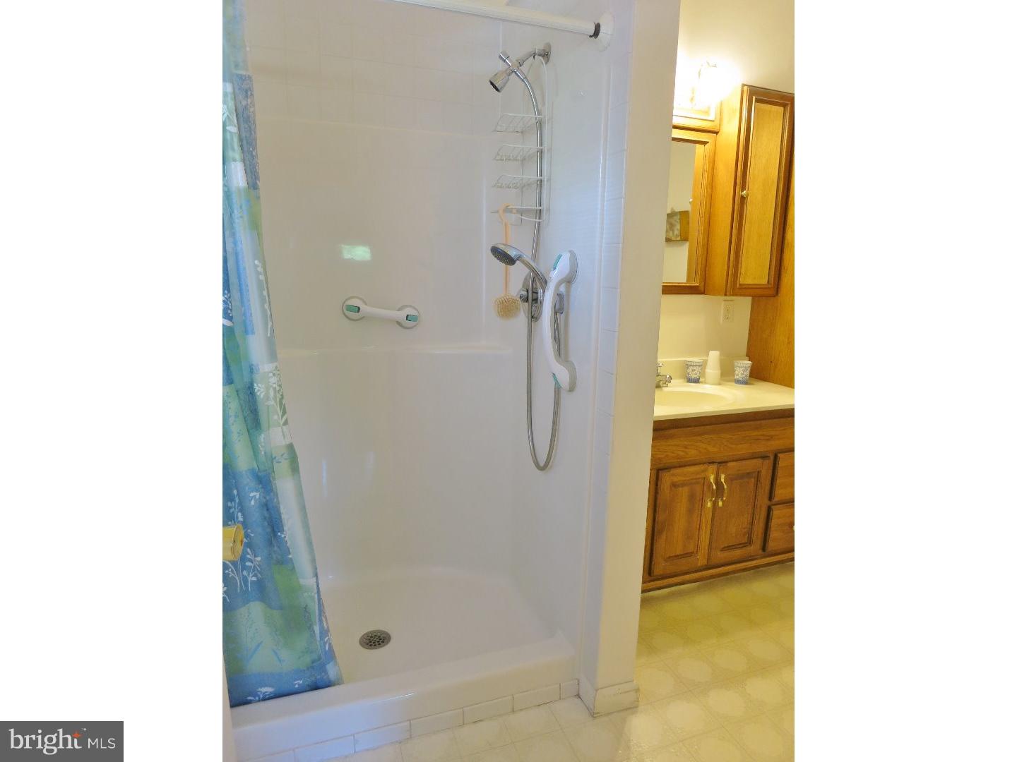2018 Berkley Road Norristown, PA 19403 - Photo 17 of 25 Gallery Image 17