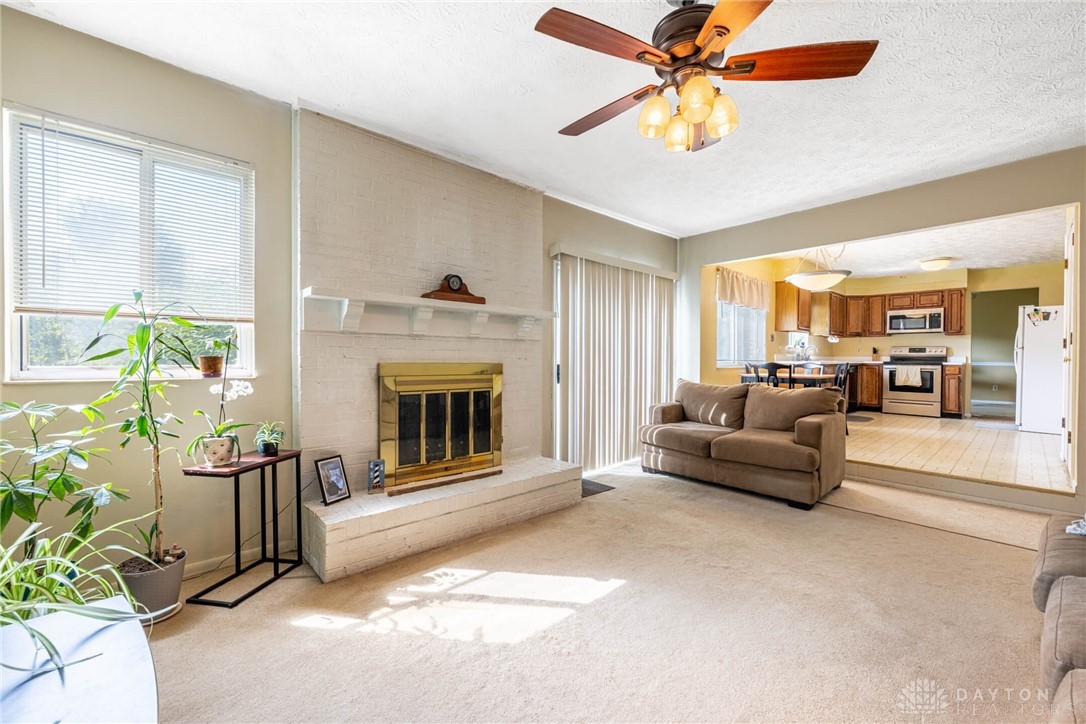 8919 Ripple Way Maineville, OH 45039 - Photo 3 of 36 Gallery Image 3