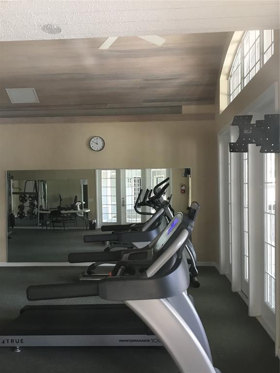 3705 Southwest 27th Street, Unit 422 Gainesville, FL 32608 - Photo 5 of 25